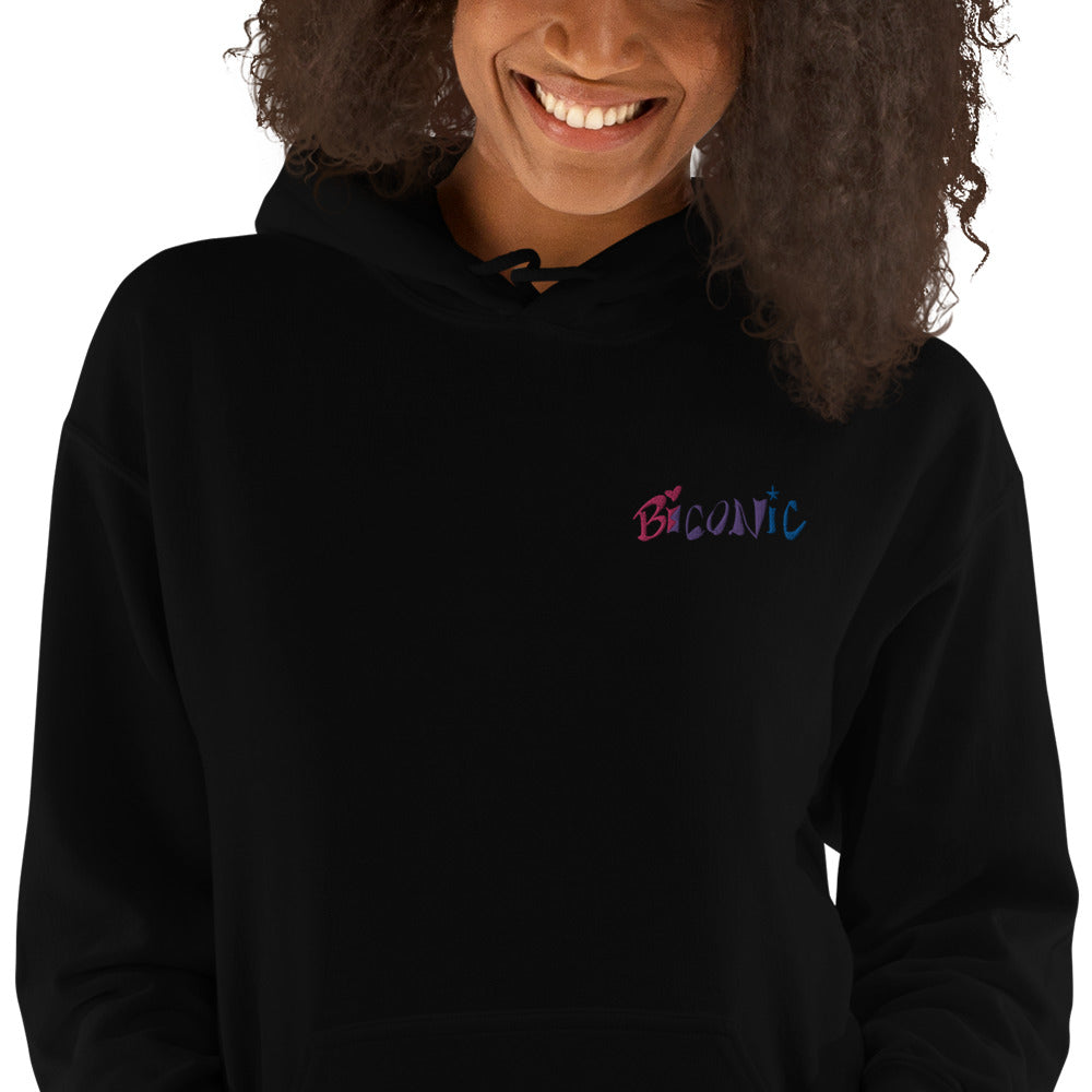 Sudadera unisex con capucha bordada en el pecho izquierdo