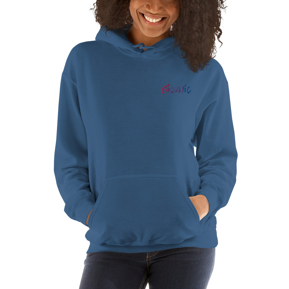 Sudadera unisex con capucha bordada en el pecho izquierdo