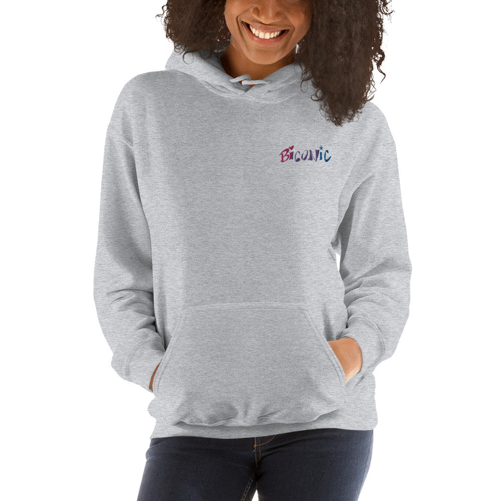 Sudadera unisex con capucha bordada en el pecho izquierdo